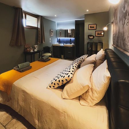 Au Bout Du Pre Hotel Pézenas Екстериор снимка
