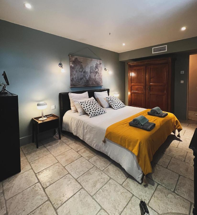 Au Bout Du Pre Hotel Pézenas Екстериор снимка