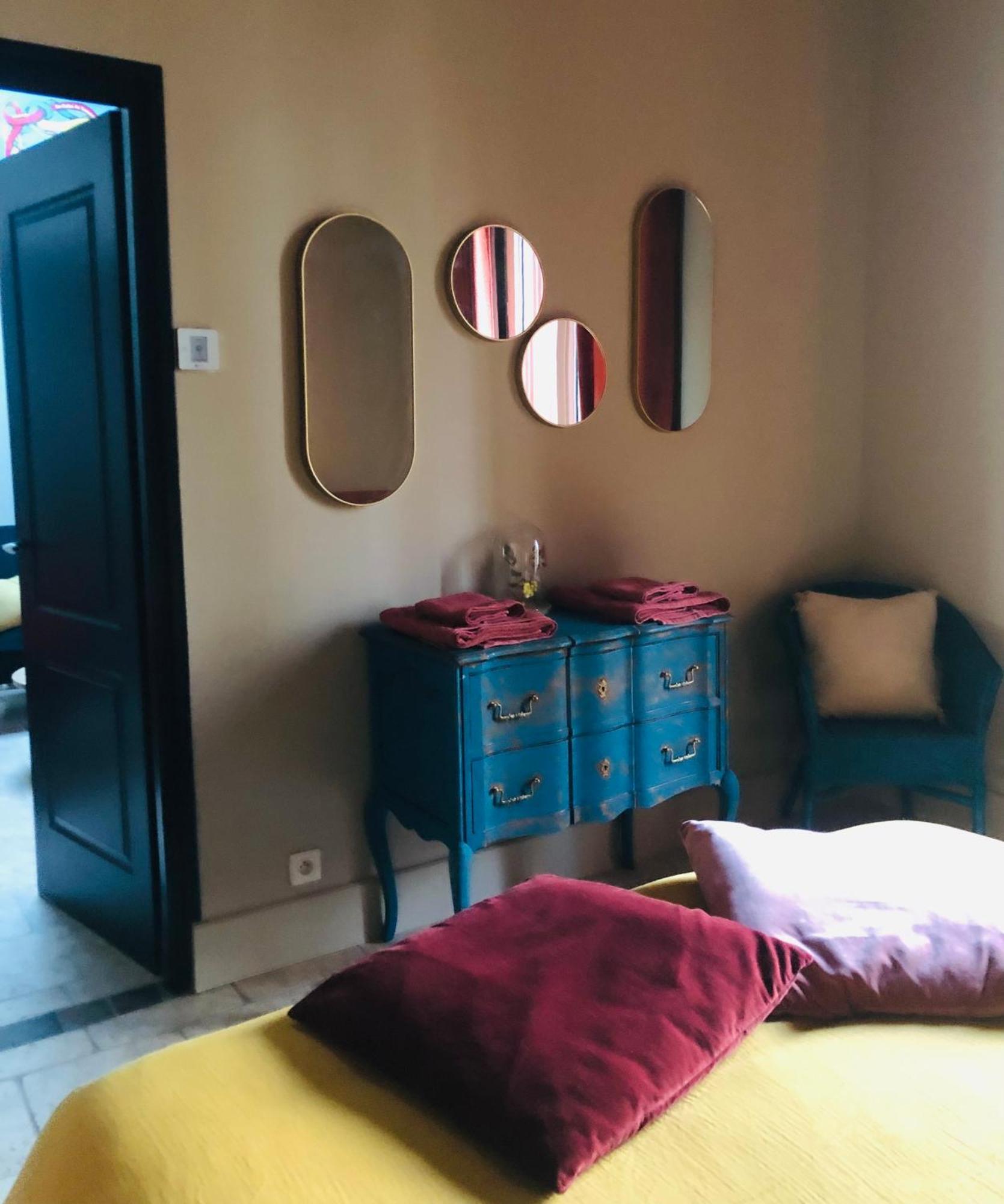 Au Bout Du Pre Hotel Pézenas Екстериор снимка